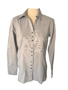 OOBE Gray Button-Up Shirt sz M